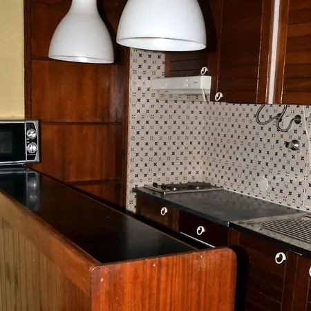 Aparthotel Parque Amendoeiras