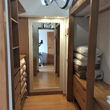 杏仁公园酒店 2*